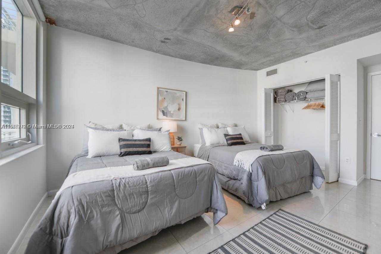 Small Image of 3250 NORTH EAST 1ST AVE #901, Miami Number 13