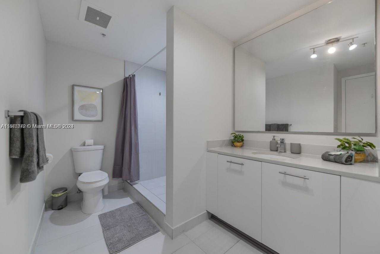 Small Image of 3250 NORTH EAST 1ST AVE #901, Miami Number 19