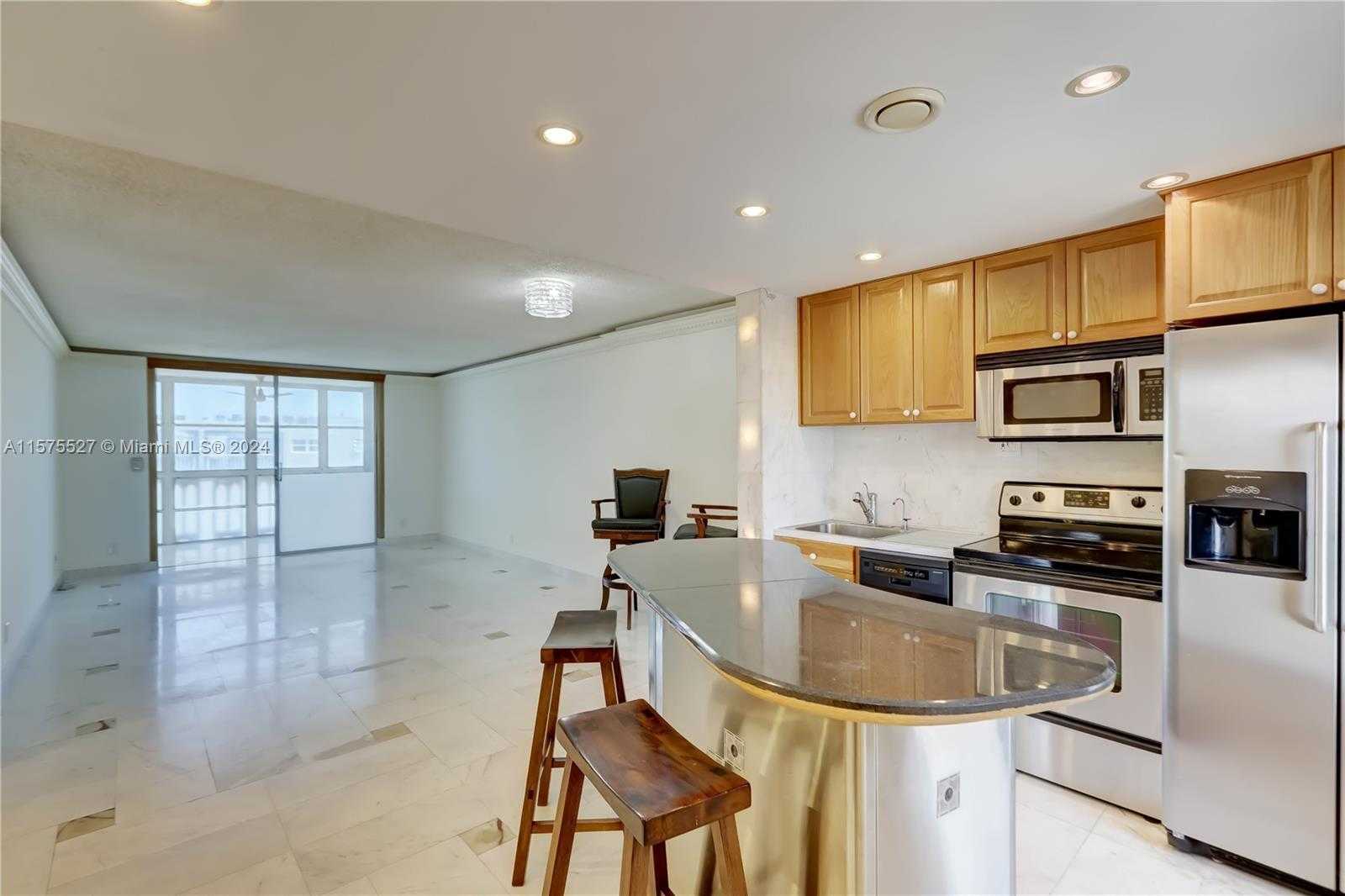Small Image of 301 NORTH EAST 14TH AVE #703, Hallandale Beach Number 10