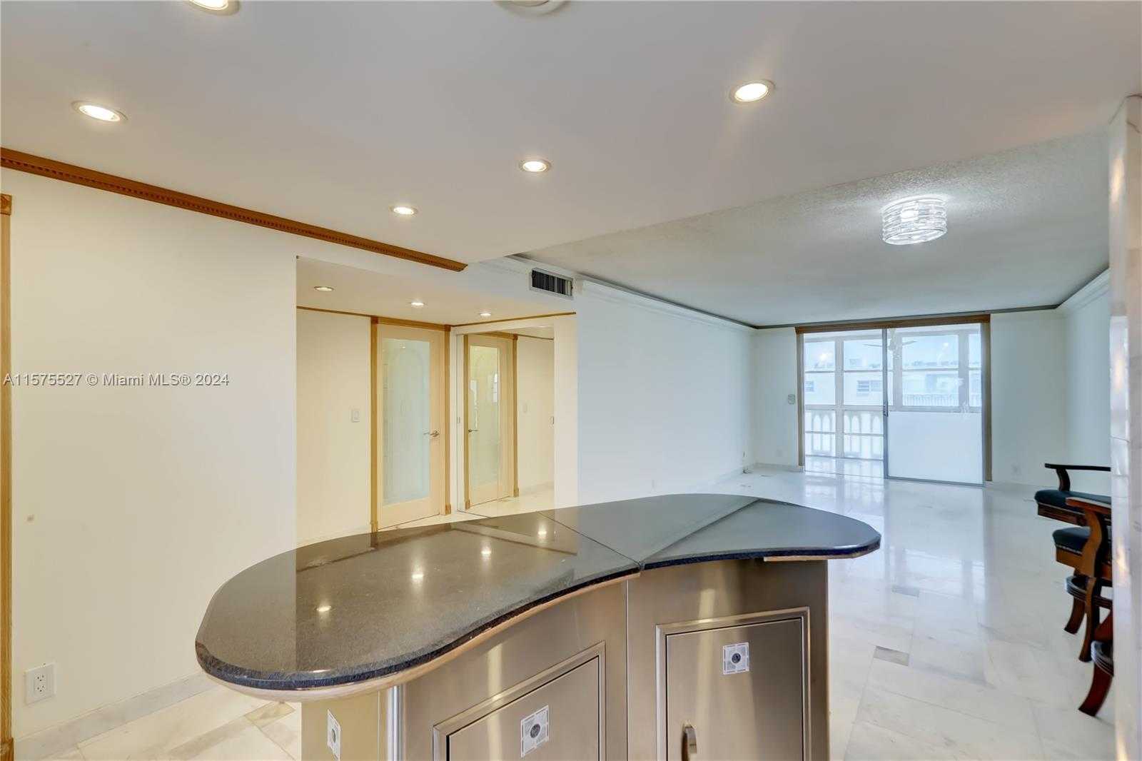 Small Image of 301 NORTH EAST 14TH AVE #703, Hallandale Beach Number 11