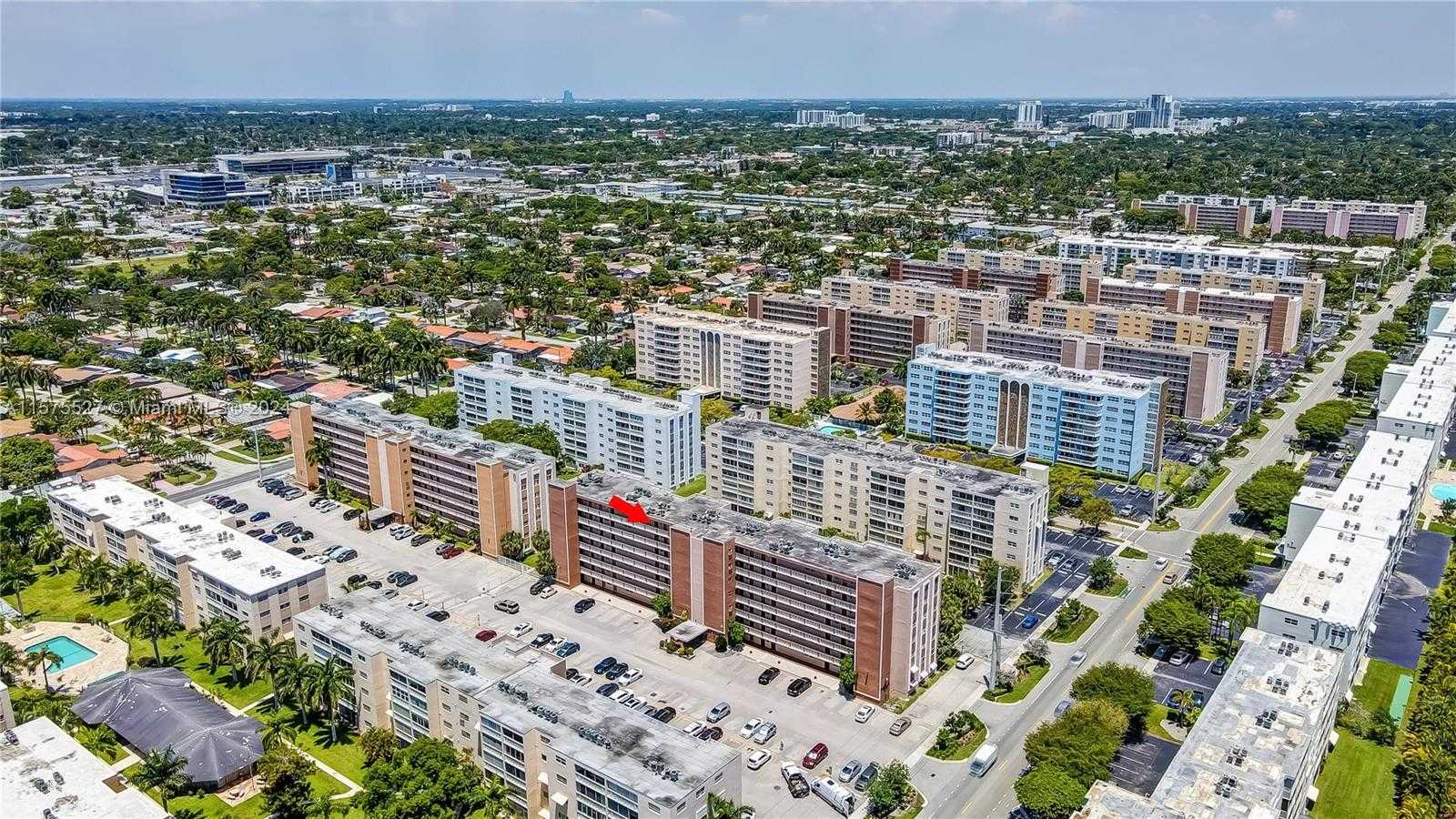 Small Image of 301 NORTH EAST 14TH AVE #703, Hallandale Beach Number 34