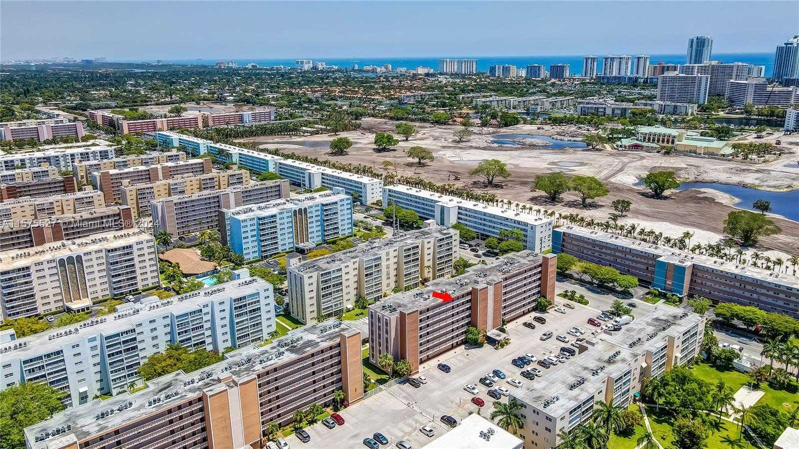 Small Image of 301 NORTH EAST 14TH AVE #703, Hallandale Beach Number 36
