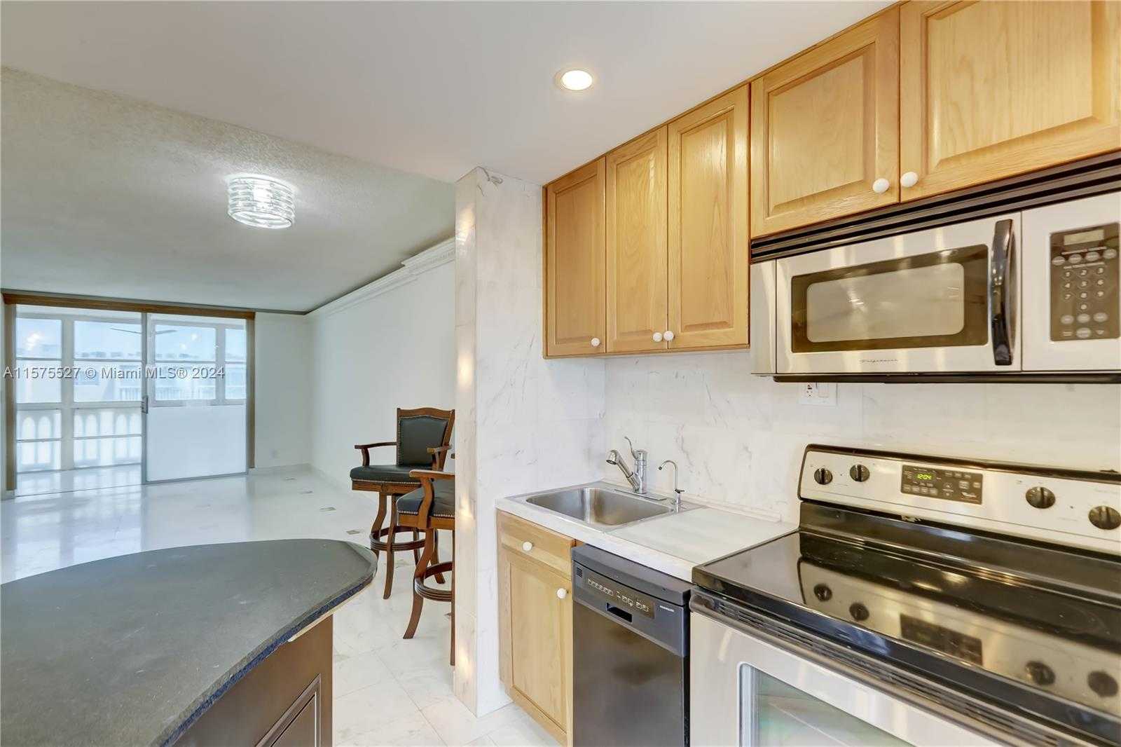 Small Image of 301 NORTH EAST 14TH AVE #703, Hallandale Beach Number 7
