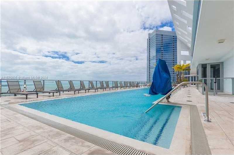 Small Image of 1300 BRICKELL BAY DR #3400, Miami Number 21