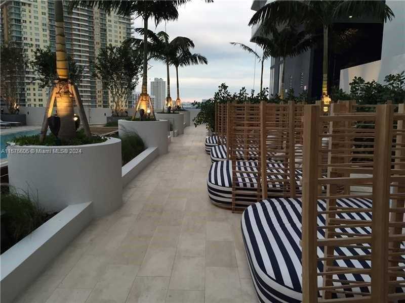 Small Image of 1300 BRICKELL BAY DR #3400, Miami Number 24