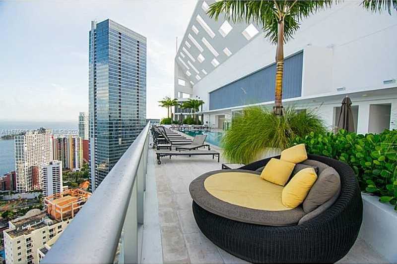 Small Image of 1300 BRICKELL BAY DR #3400, Miami Number 31
