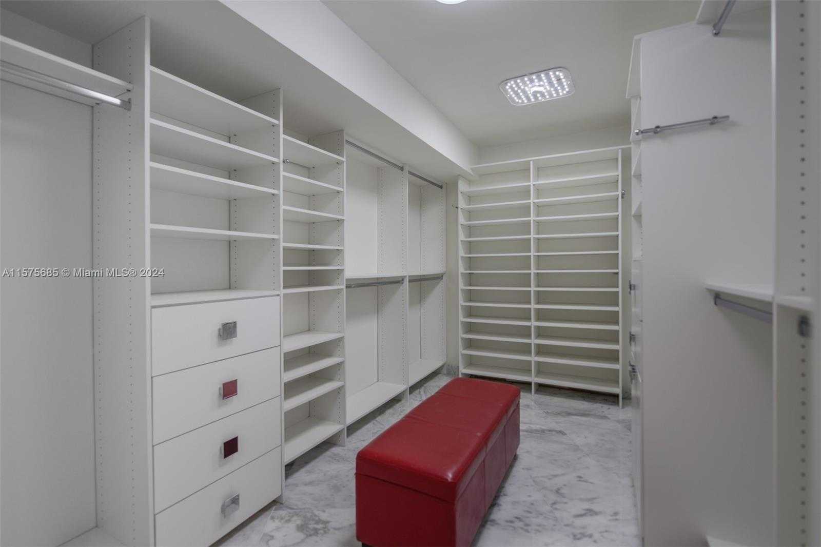 Small Image of 19195 MYSTIC POINTE DR #2707, Aventura Number 17