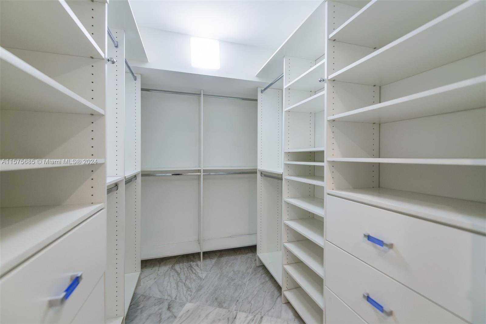 Small Image of 19195 MYSTIC POINTE DR #2707, Aventura Number 32