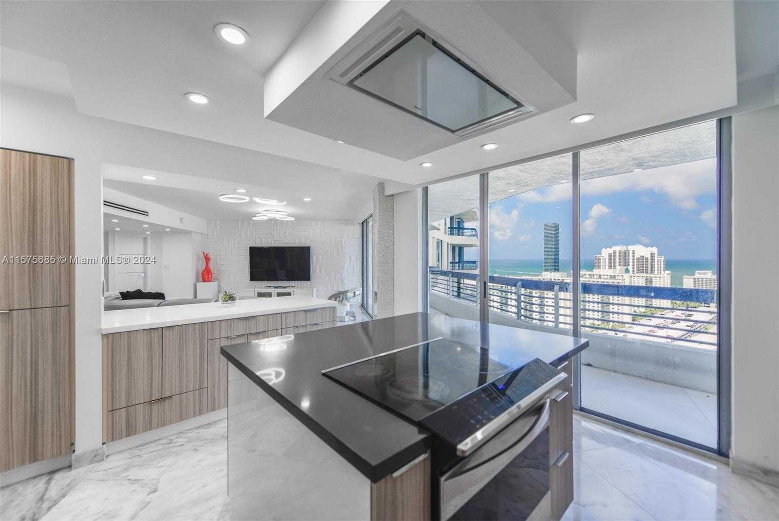 Small Image of 19195 MYSTIC POINTE DR #2707, Aventura Number 42