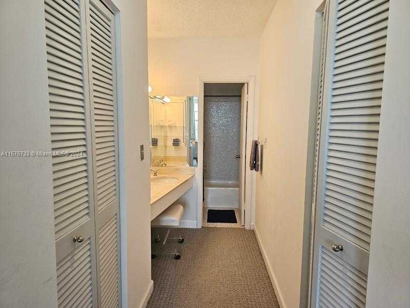 Small Image of 1980 SOUTH OCEAN DR #4Q, Hallandale Beach Number 22