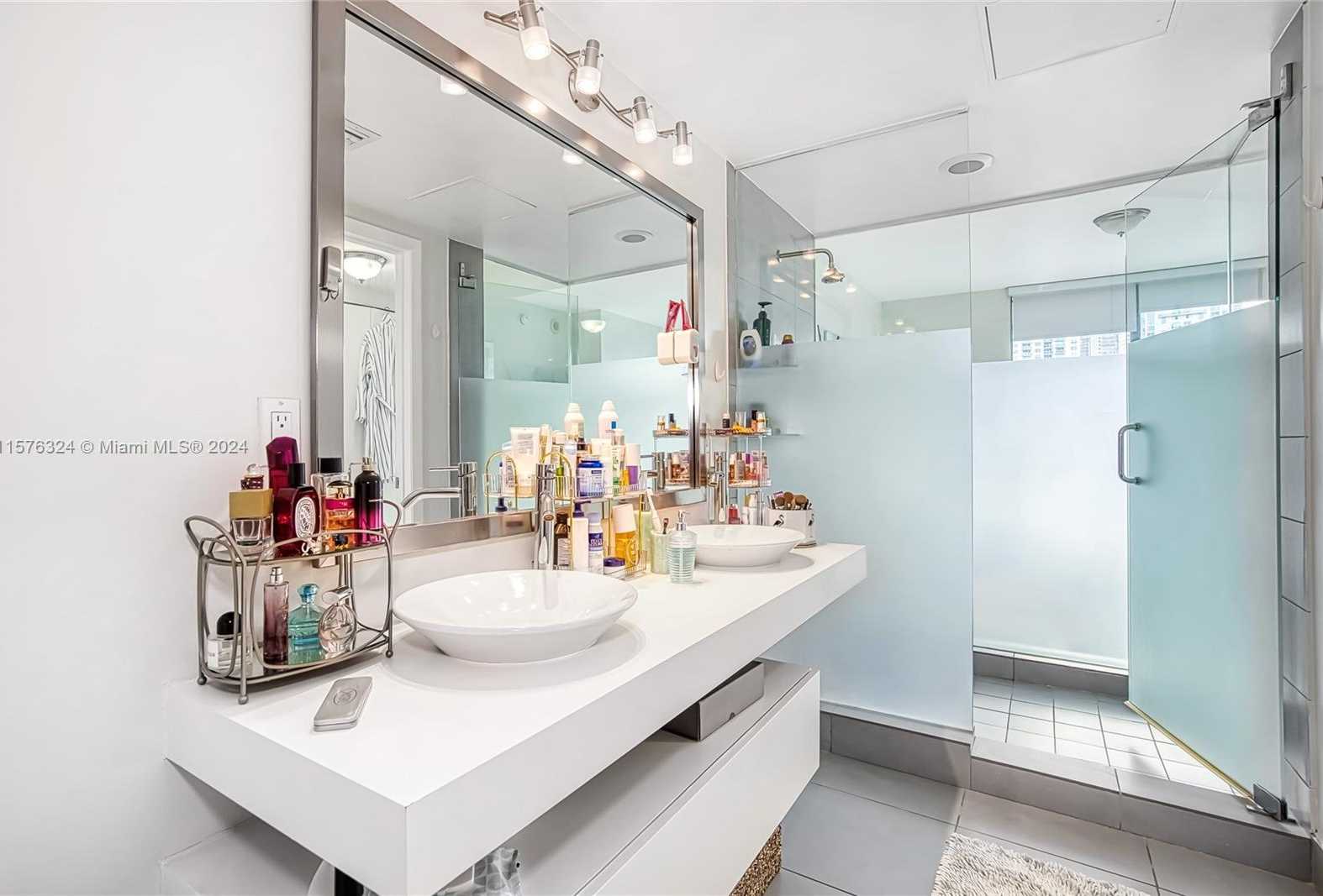 Small Image of 92 SOUTH WEST 3RD ST #1511, Miami Number 18