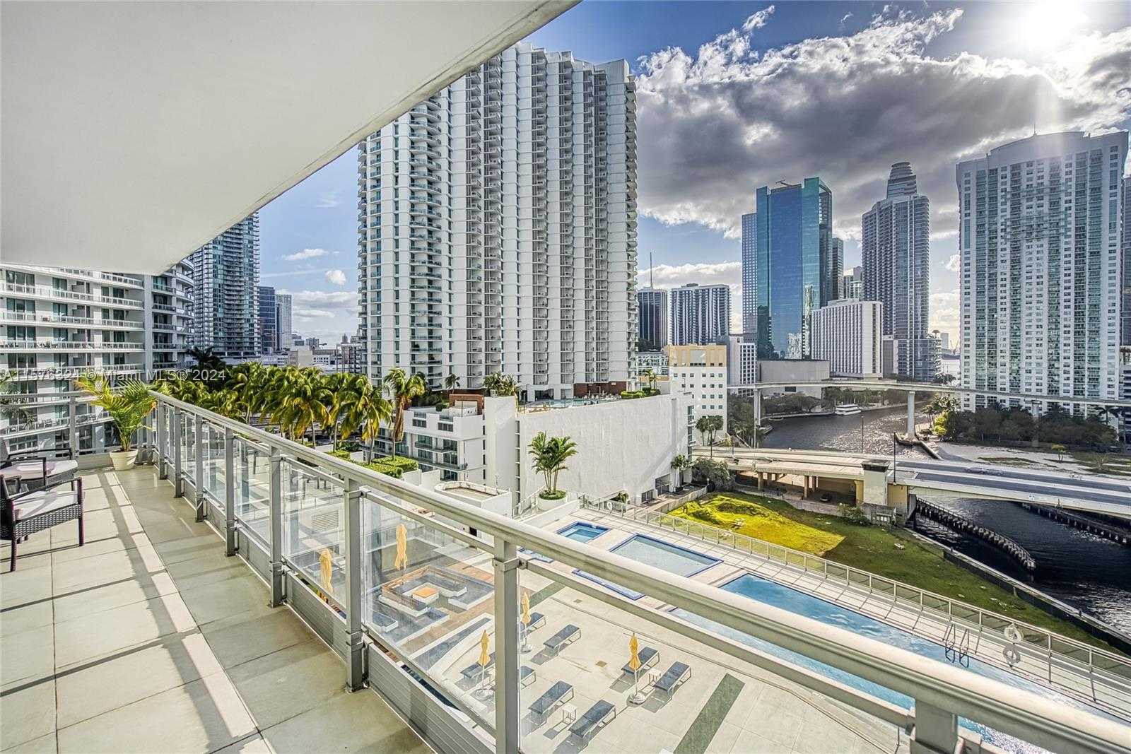 Small Image of 92 SOUTH WEST 3RD ST #1511, Miami Number 38
