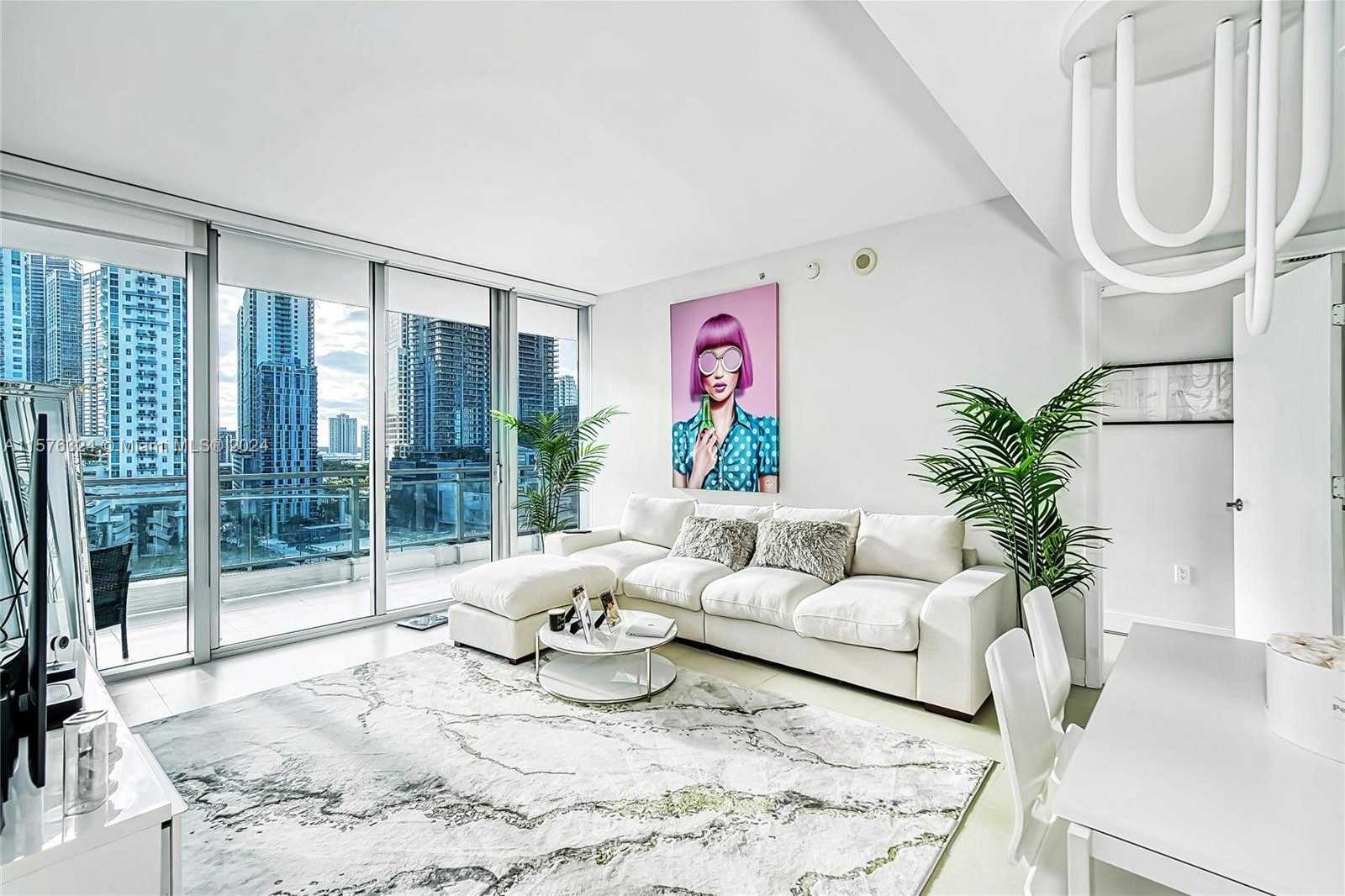 Small Image of 92 SOUTH WEST 3RD ST #1511, Miami Number 4