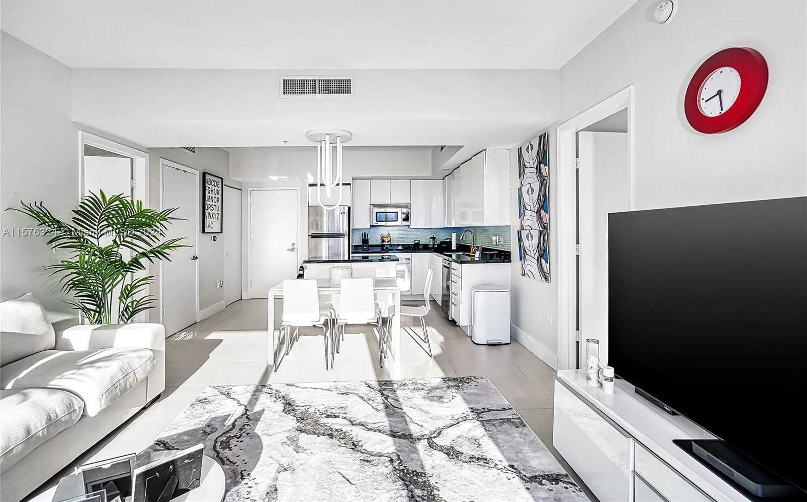 Small Image of 92 SOUTH WEST 3RD ST #1511, Miami Number 5