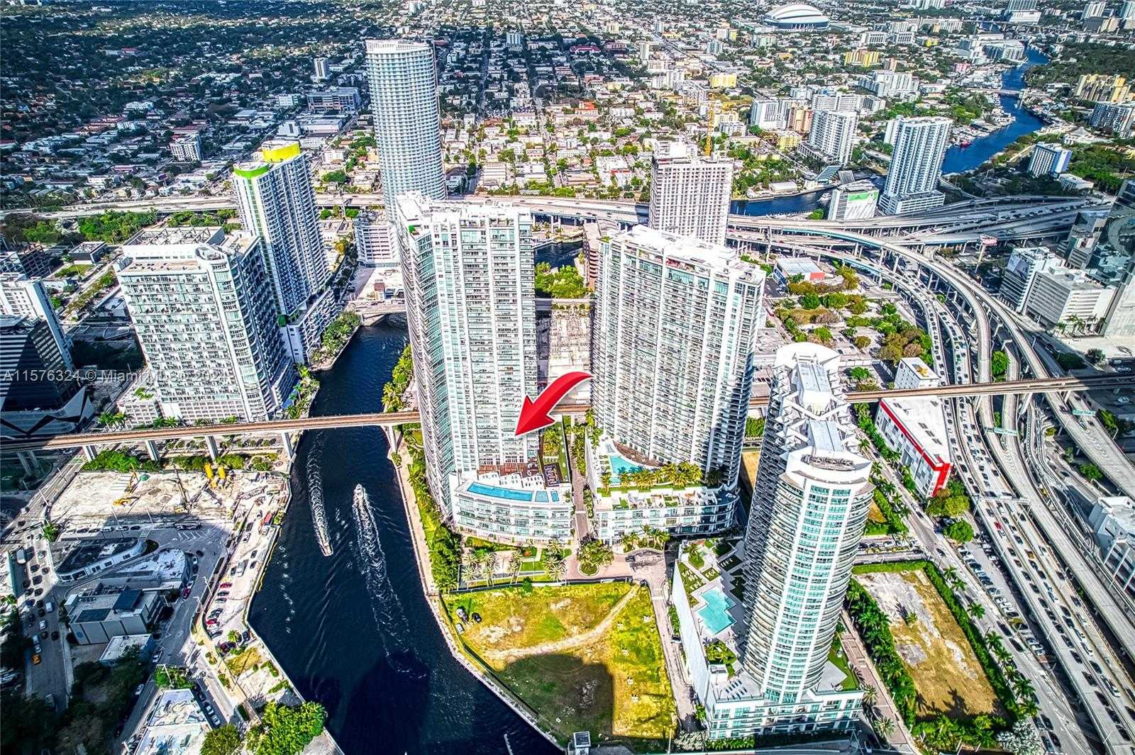 Small Image of 92 SOUTH WEST 3RD ST #1511, Miami Number 58