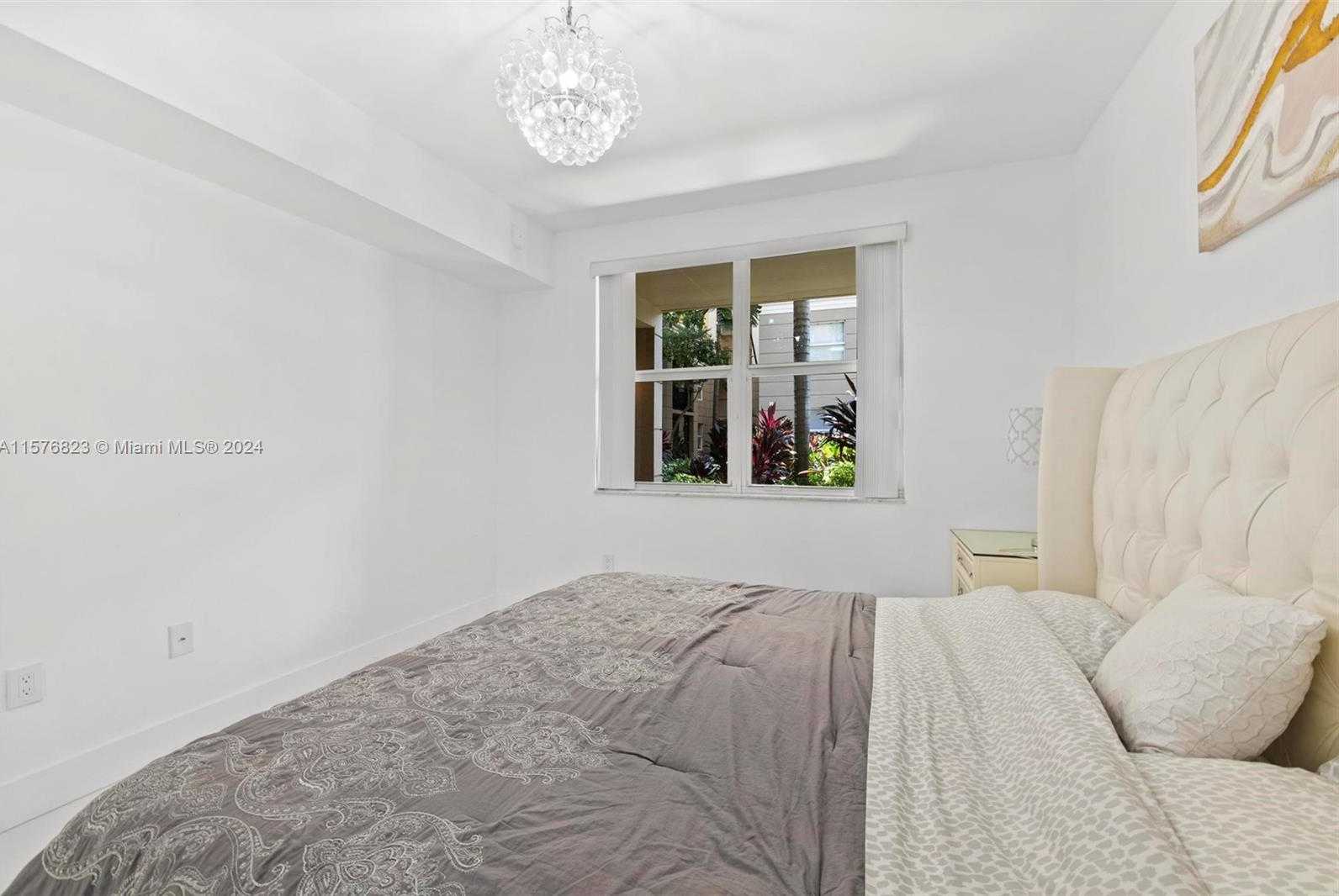 Small Image of 17125 NORTH BAY RD #3112, Sunny Isles Beach Number 14