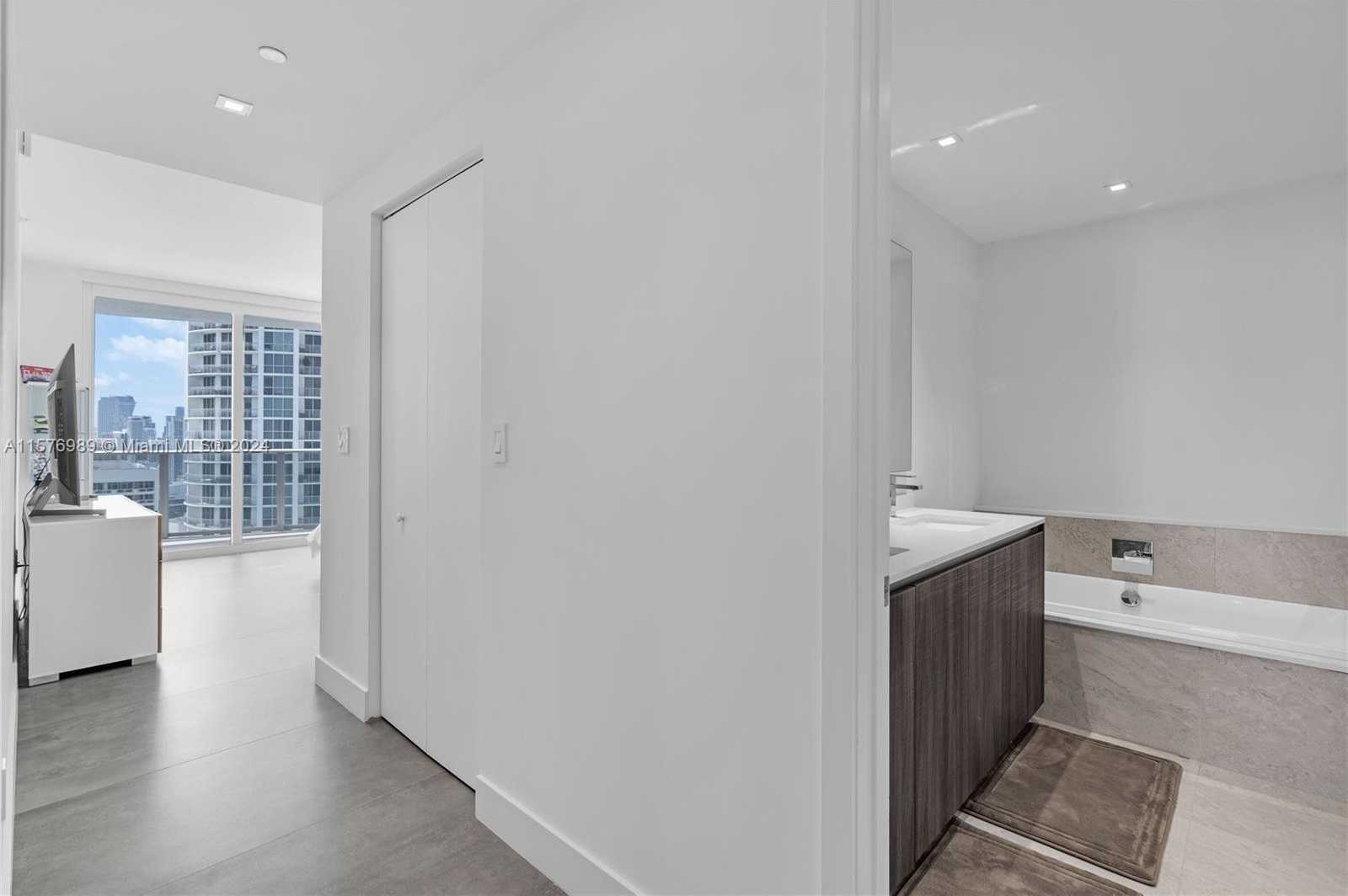 Small Image of 488 NORTH EAST 18TH ST #3912, Miami Number 23
