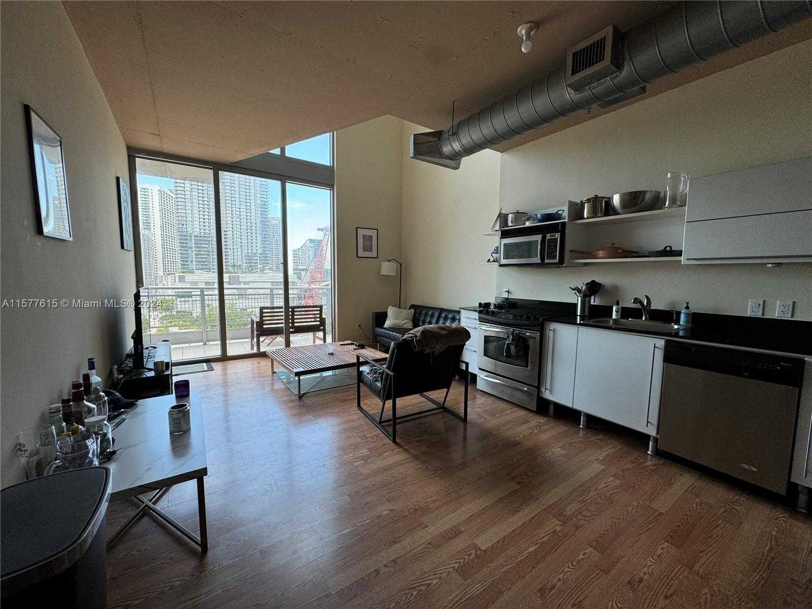 Small Image of 690 #1504, Miami Number 4