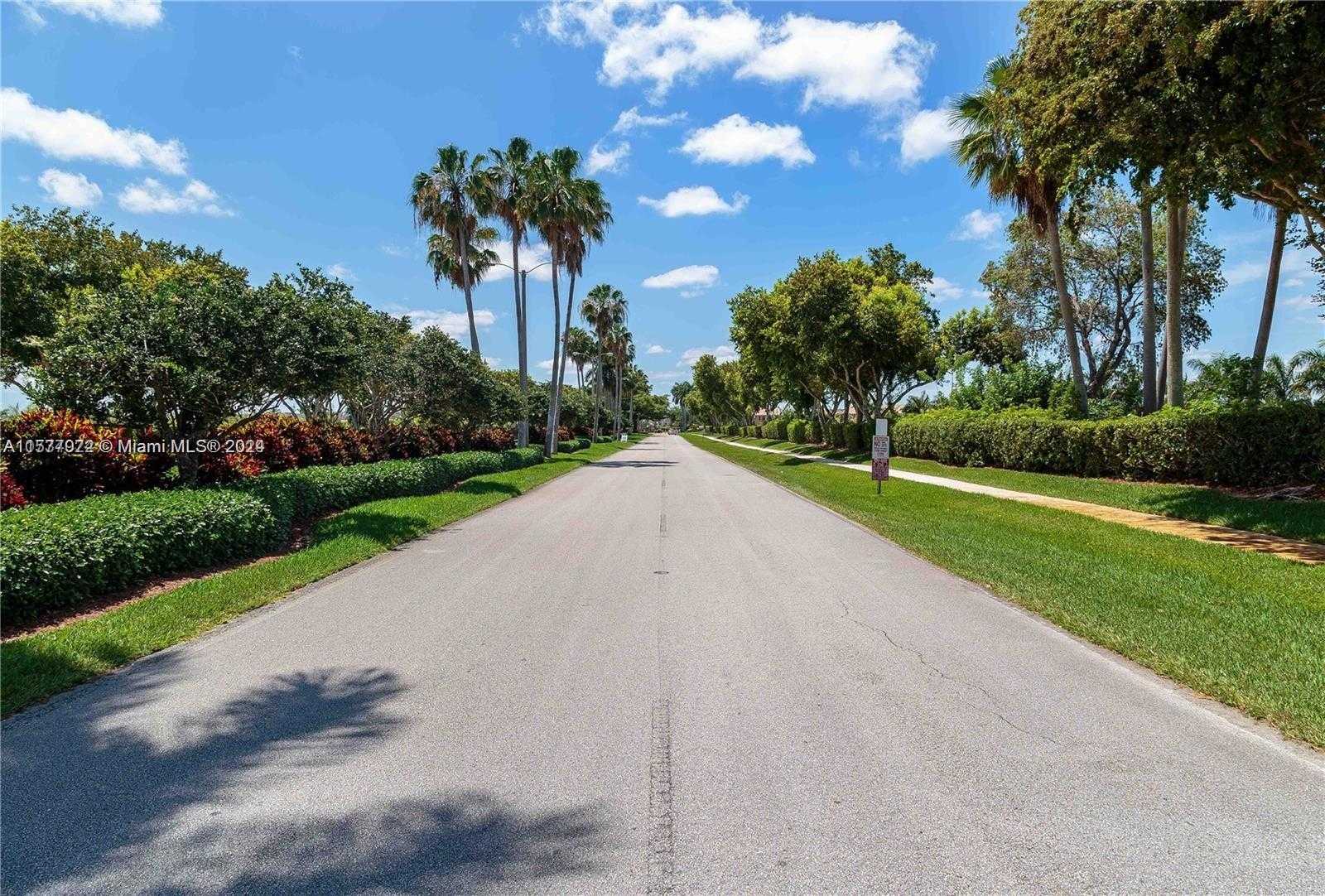 Small Image of 2008 SOUTH EAST 26TH LN #204, Homestead Number 18