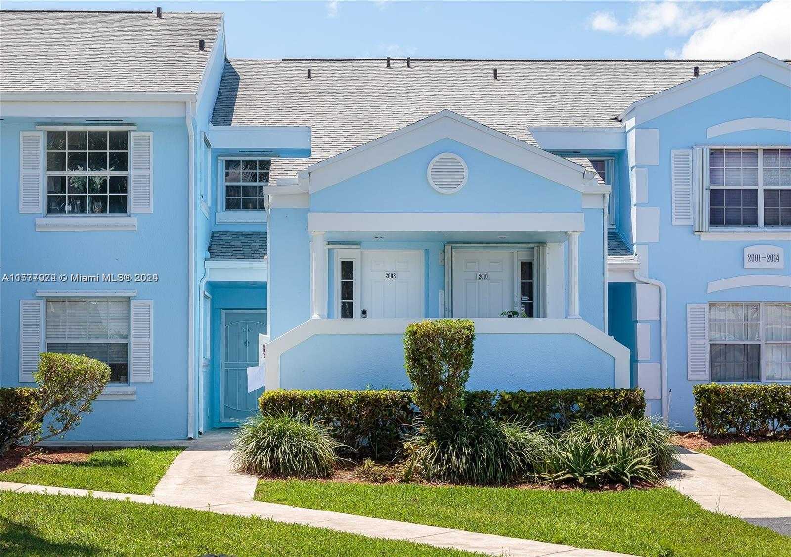 Small Image of 2008 SOUTH EAST 26TH LN #204, Homestead Number 33