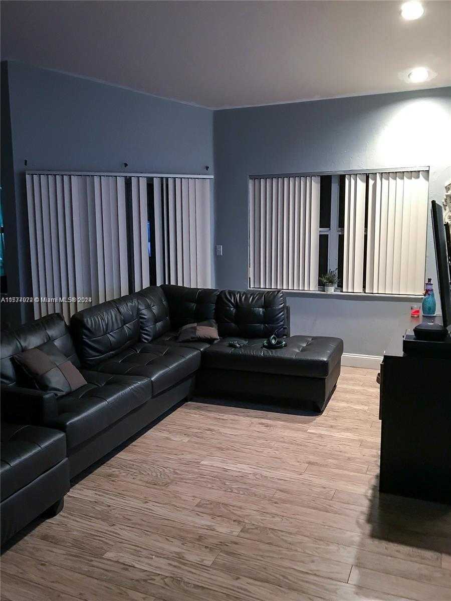 Small Image of 2008 SOUTH EAST 26TH LN #204, Homestead Number 6
