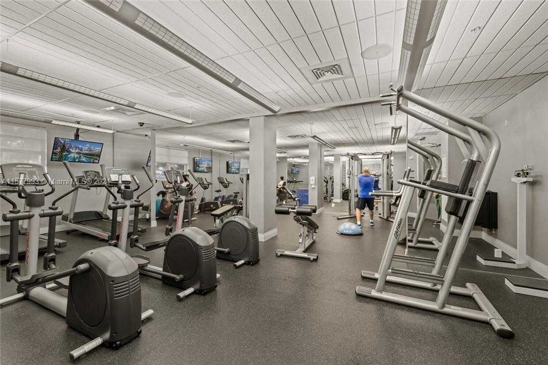 Small Image of 3901 SOUTH OCEAN DR #6W, Hollywood Number 24