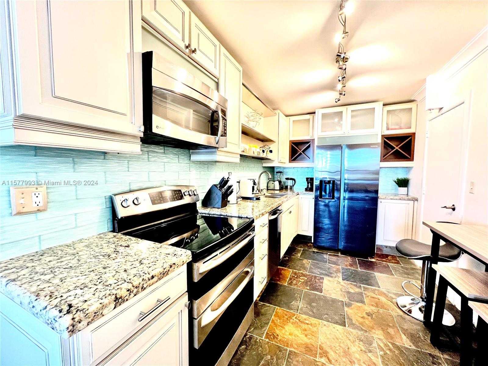 Small Image of 3901 SOUTH OCEAN DR #6W, Hollywood Number 5
