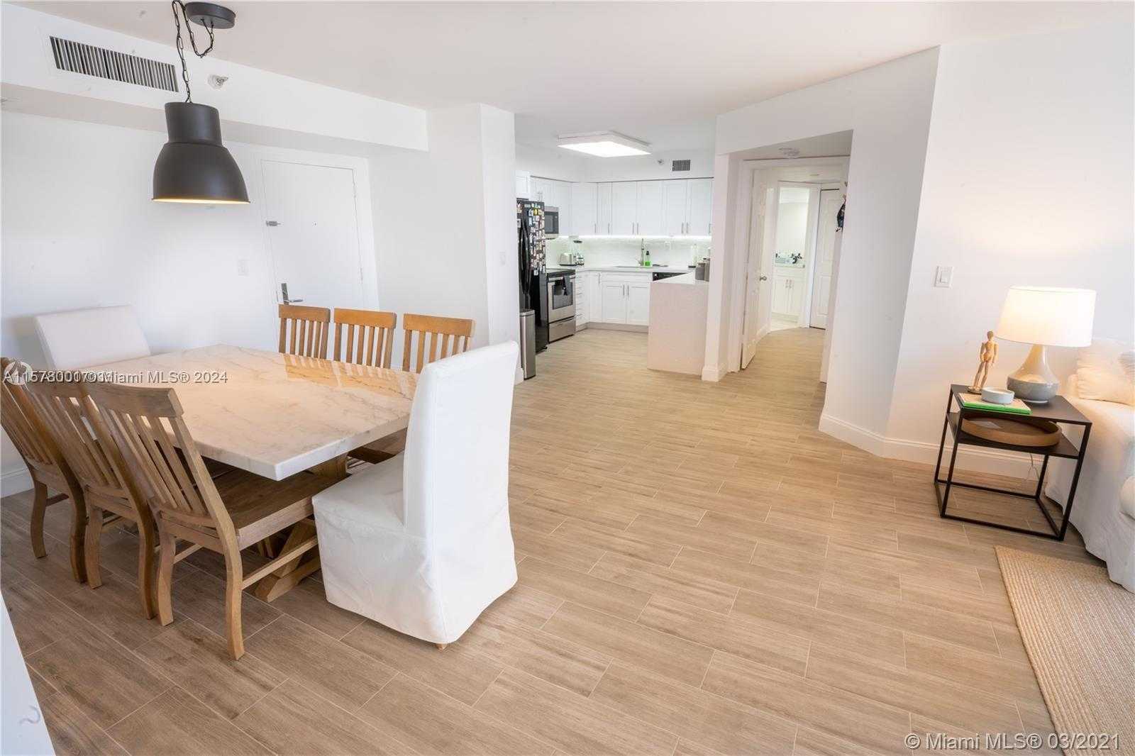 Small Image of 3530 Mystic Pointe Dr, Aventura, FL 33180, USA Number 7