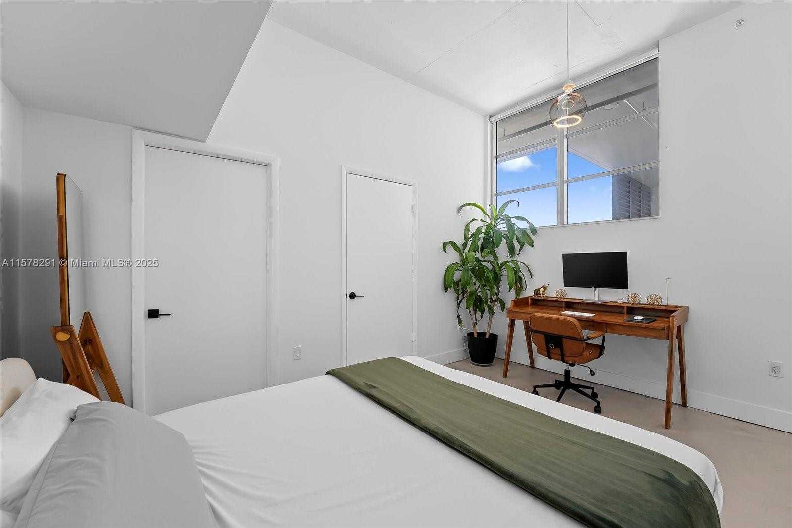 Small Image of 7934 WEST DRIVE #901, North Bay Village Number 19