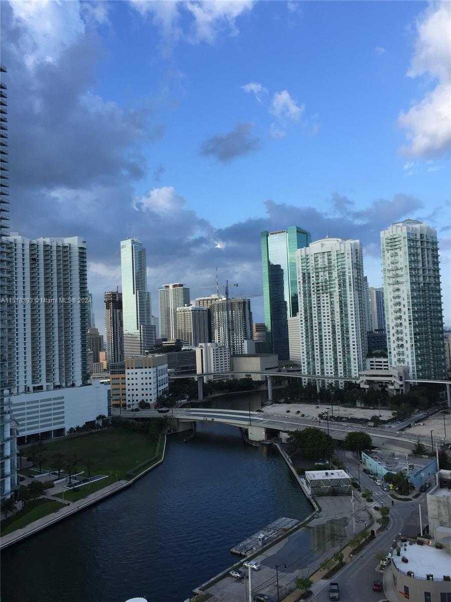 Small Image of 690 SOUTH WEST 1ST CT #2122, Miami Number 12