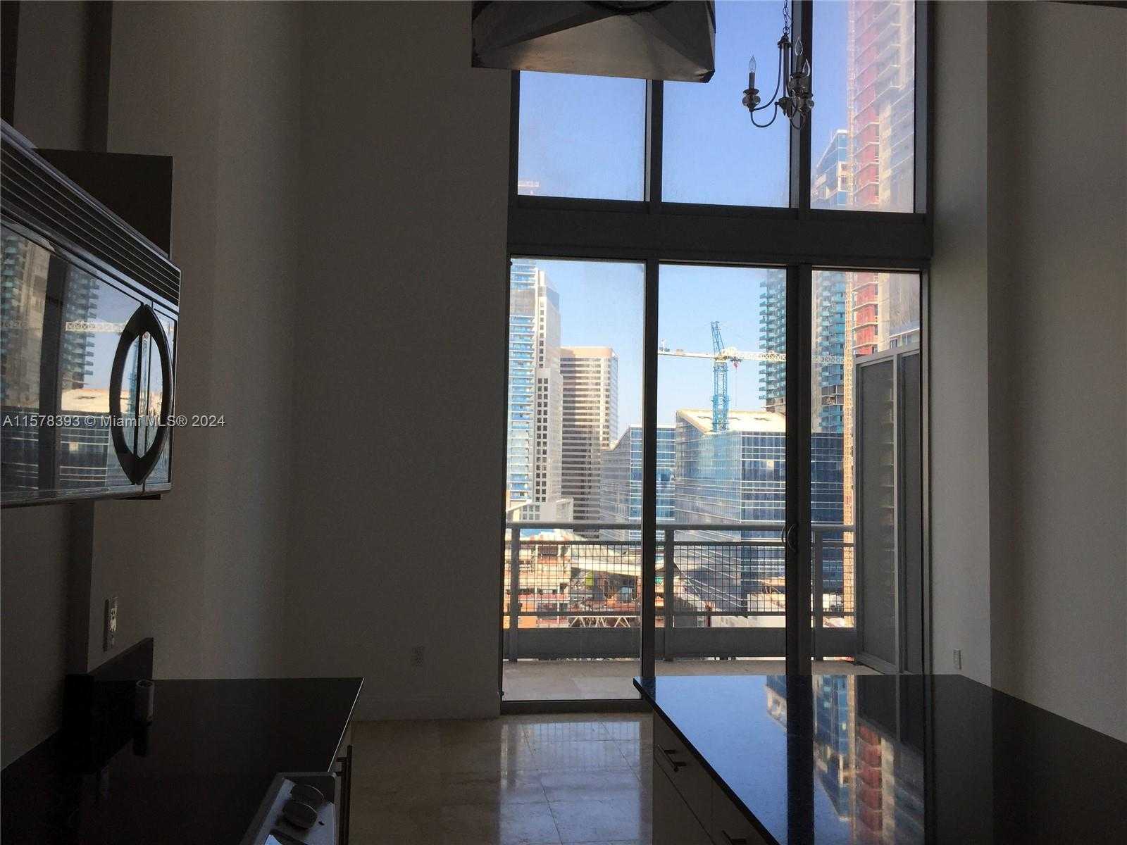 Small Image of 690 SOUTH WEST 1ST CT #2122, Miami Number 20