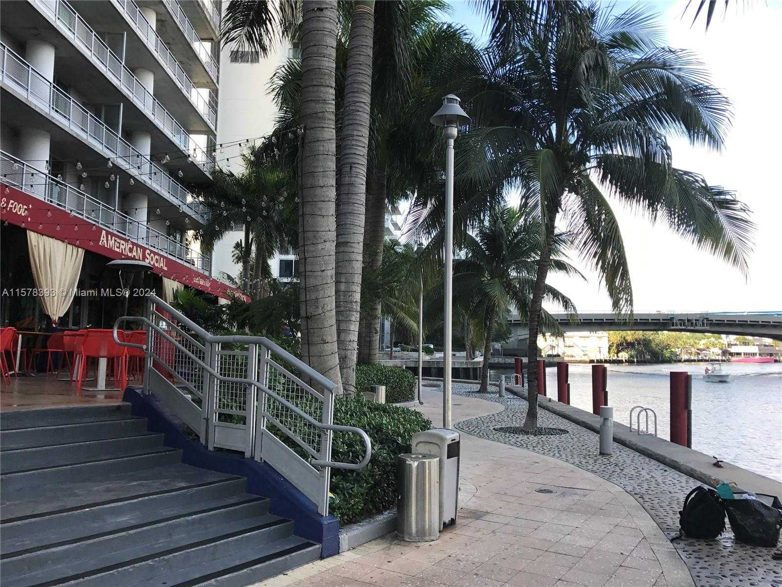 Small Image of 690 SOUTH WEST 1ST CT #2122, Miami Number 6
