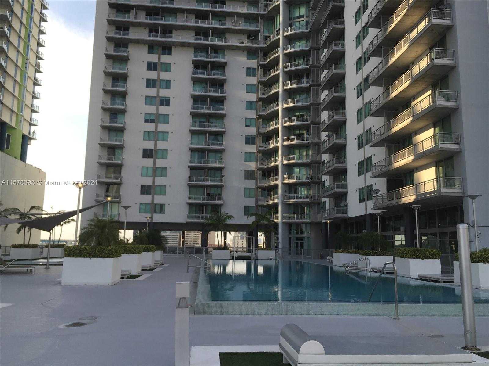 Small Image of 690 SOUTH WEST 1ST CT #2122, Miami Number 9