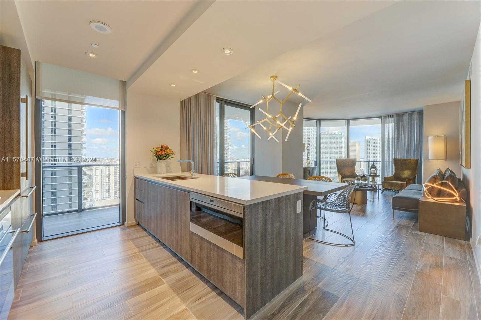 Small Image of 801 SOUTH MIAMI AVE #3009, Miami Number 7
