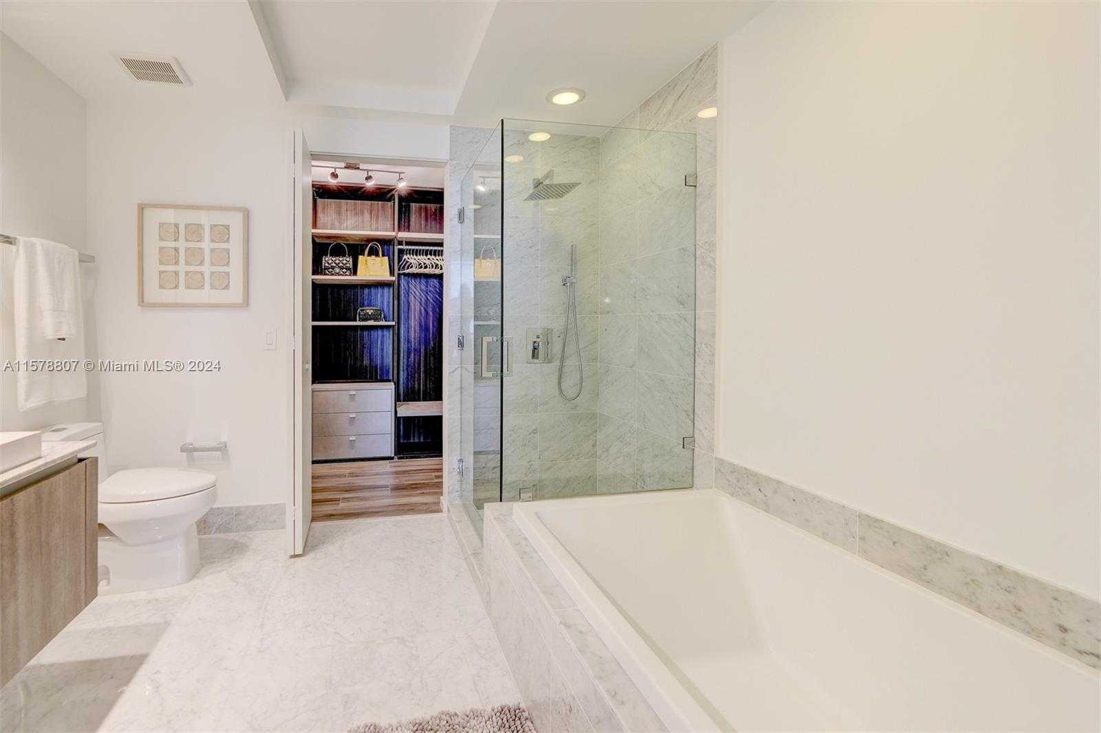 Small Image of 801 SOUTH MIAMI AVE #3009, Miami Number 9