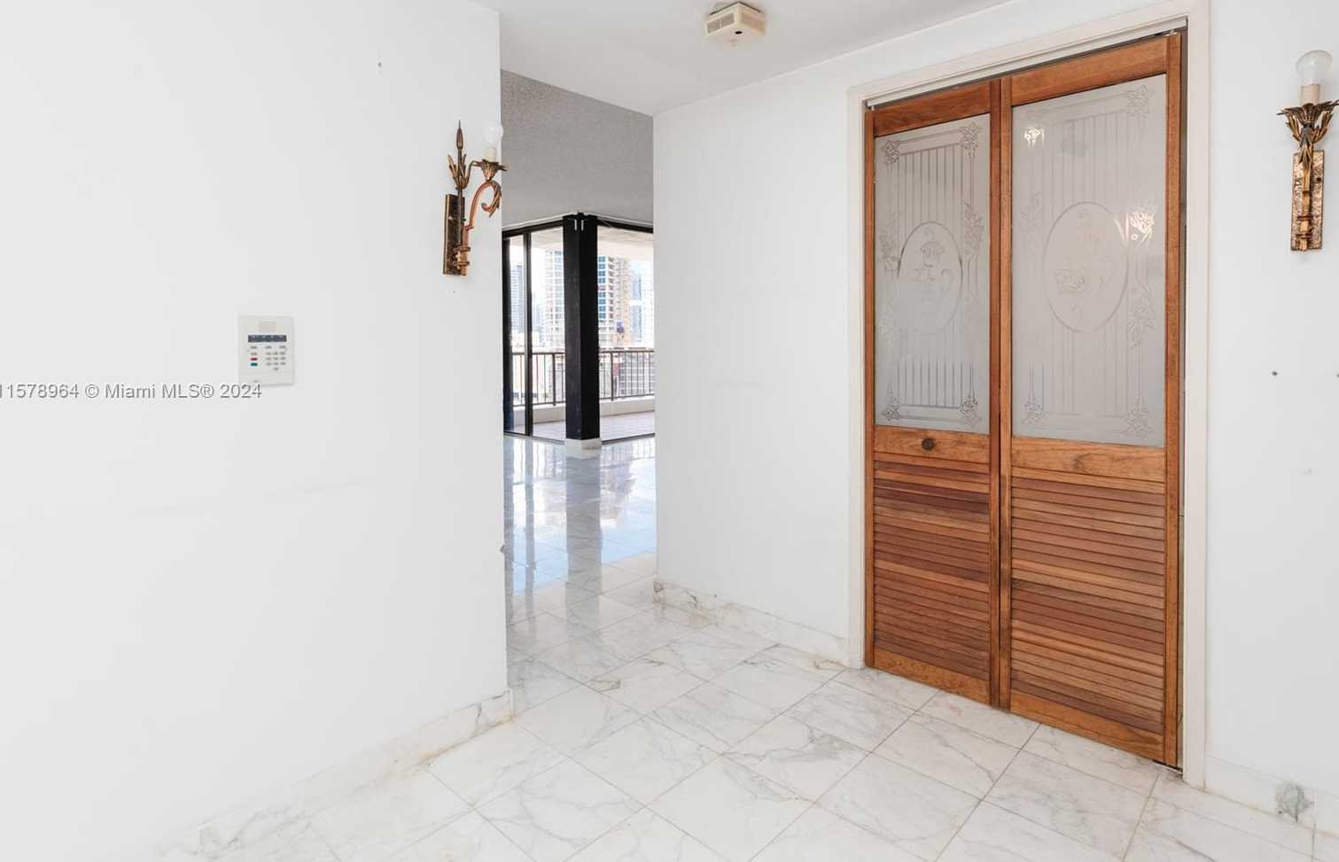 Small Image of 1581 BRICKELL AVE #1107, Miami Number 15