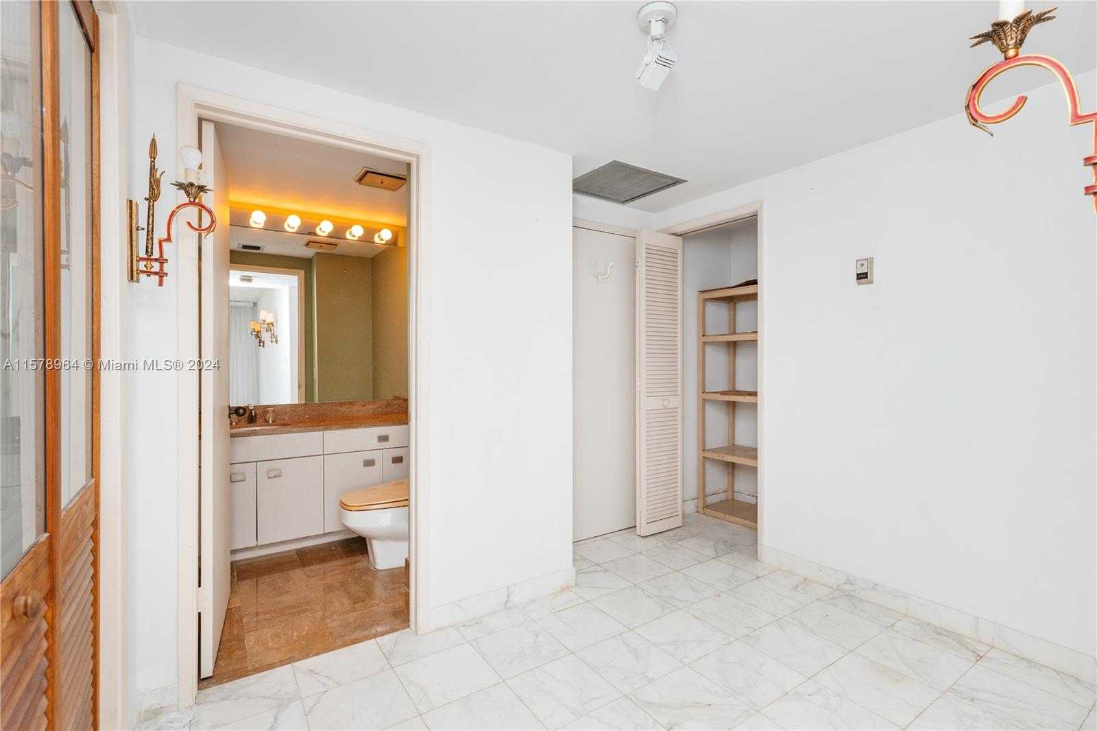 Small Image of 1581 BRICKELL AVE #1107, Miami Number 16
