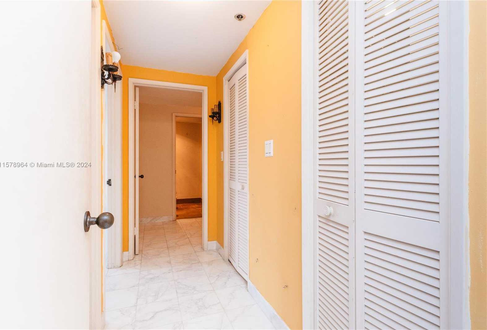 Small Image of 1581 BRICKELL AVE #1107, Miami Number 19