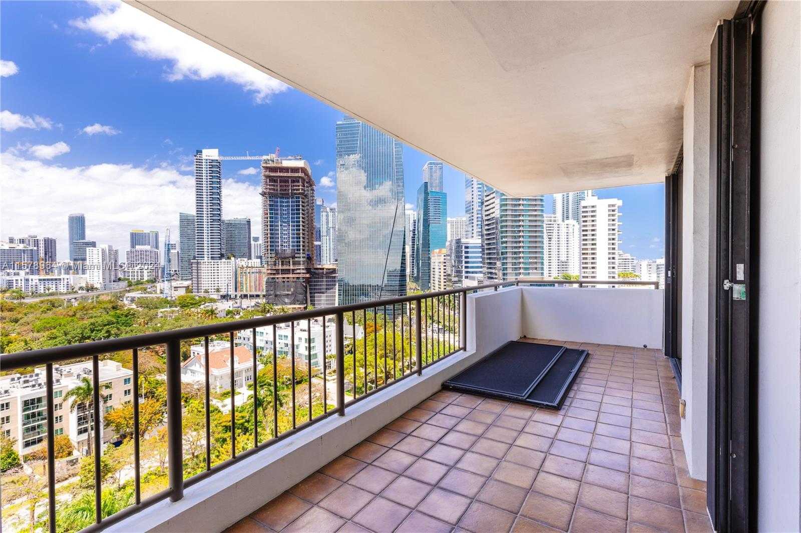 Small Image of 1581 BRICKELL AVE #1107, Miami Number 36