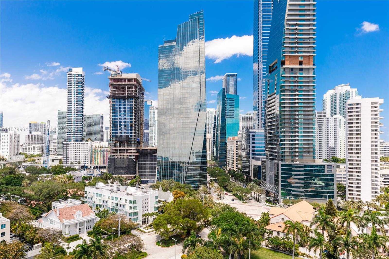 Small Image of 1581 BRICKELL AVE #1107, Miami Number 44