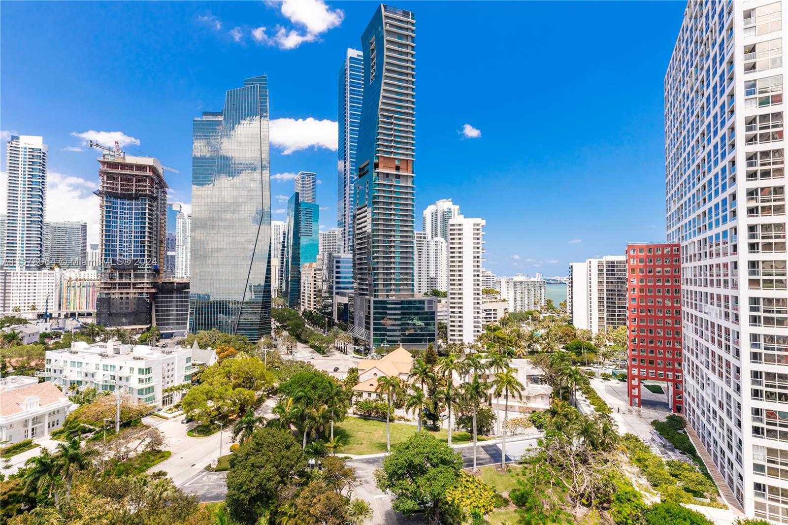 Small Image of 1581 BRICKELL AVE #1107, Miami Number 45