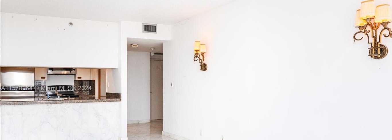 Small Image of 1581 BRICKELL AVE #1107, Miami Number 5