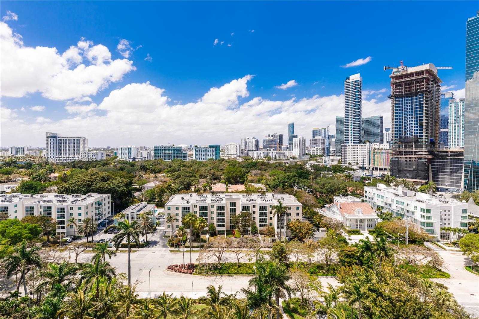 Small Image of 1581 BRICKELL AVE #1107, Miami Number 54