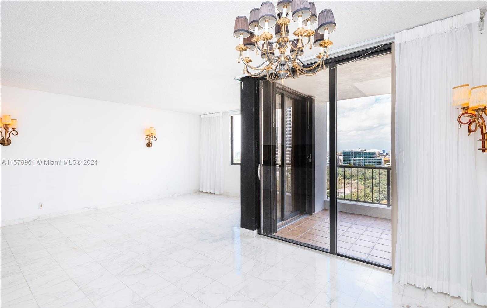 Small Image of 1581 BRICKELL AVE #1107, Miami Number 6
