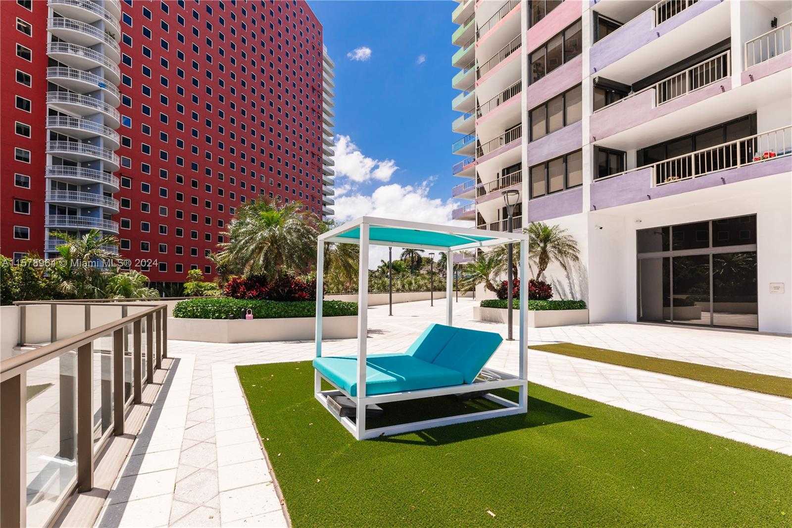 Small Image of 1581 BRICKELL AVE #1107, Miami Number 64
