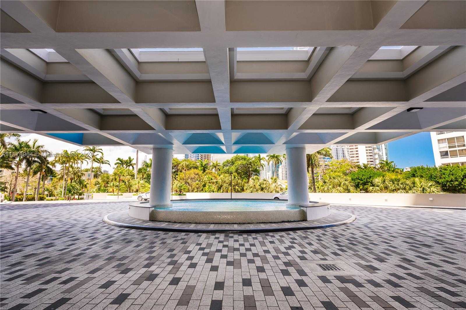 Small Image of 1581 BRICKELL AVE #1107, Miami Number 87