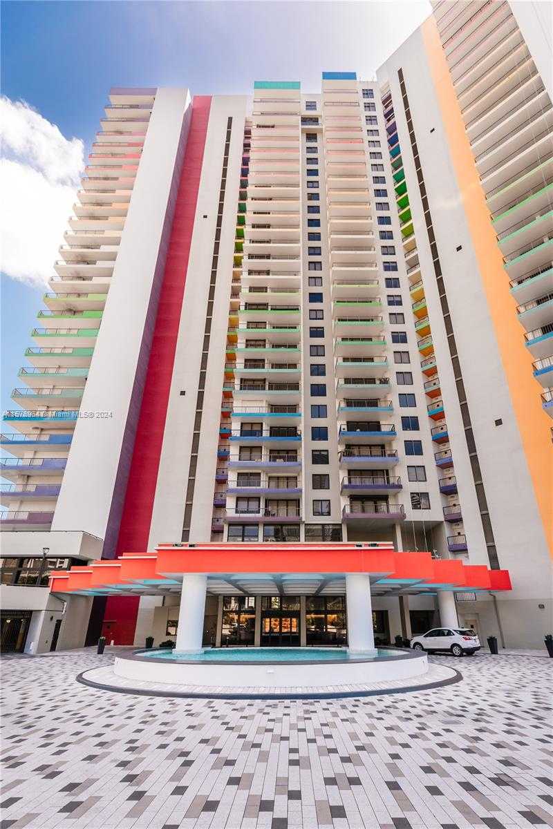 Small Image of 1581 BRICKELL AVE #1107, Miami Number 89