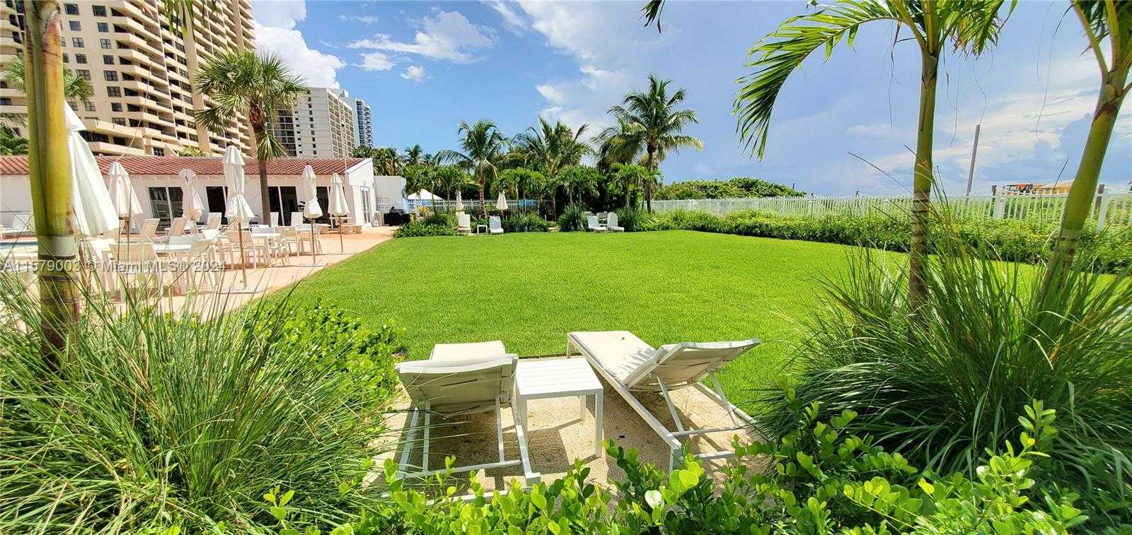 Small Image of 2457 COLLINS AVE #606, Miami Beach Number 39