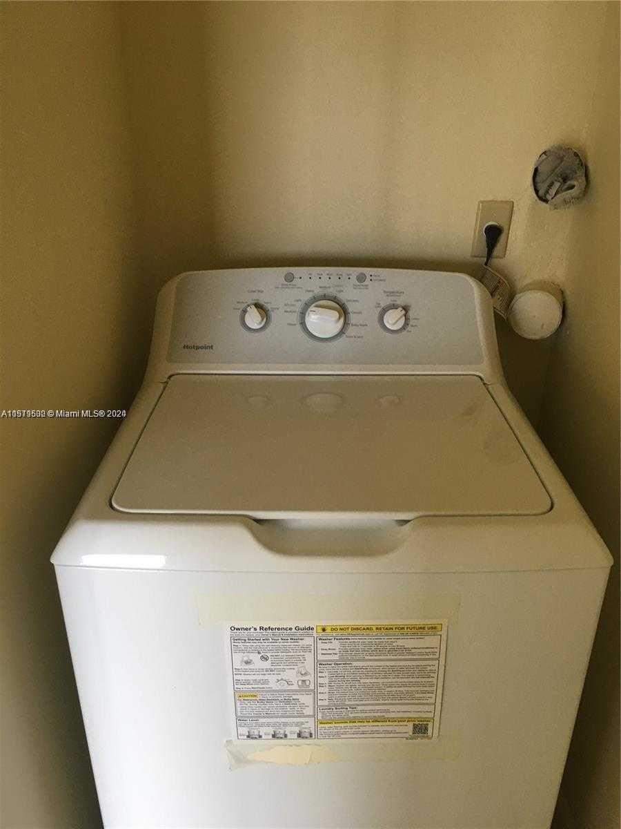 Small Image of 3396 FOXCROFT RD #308, Miramar Number 7