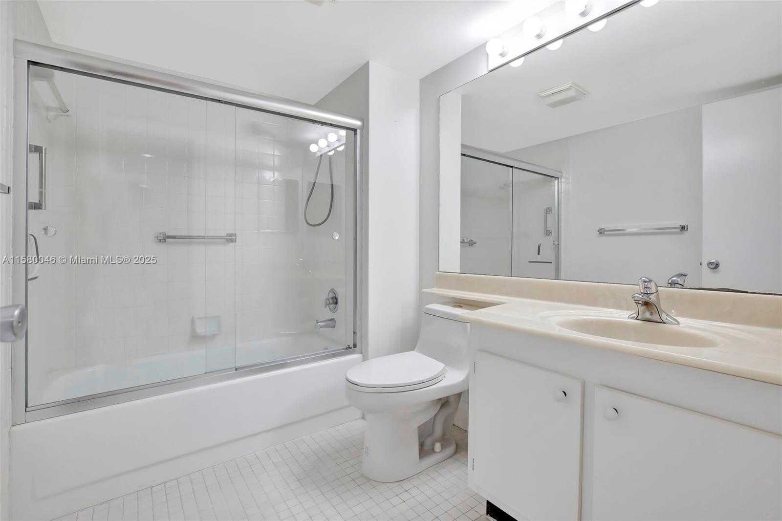 Small Image of 1200 SOUTH WEST 125TH AVE #415L, Pembroke Pines Number 19